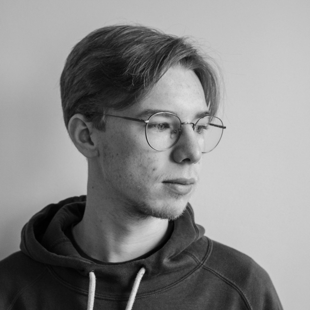 Professionellt porträtt av en ung person